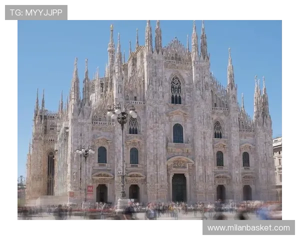 米兰大教堂周边的美食与购物推荐指南